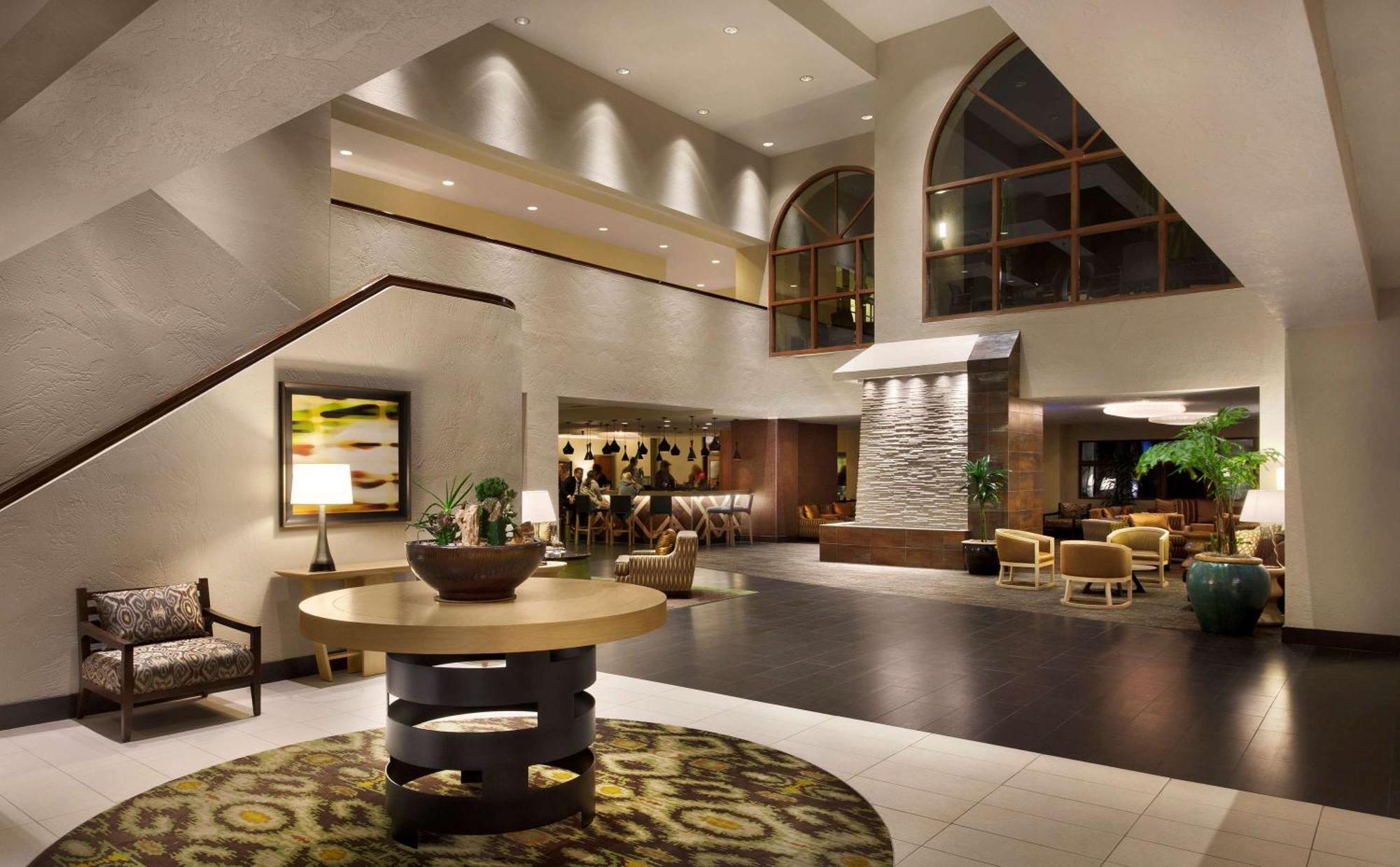 Embassy Suites By Hilton Phoenix Tempe Eksteriør billede